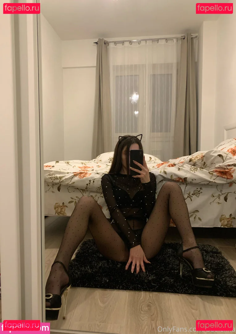 Bee.elina Onlyfans Photo Gallery 