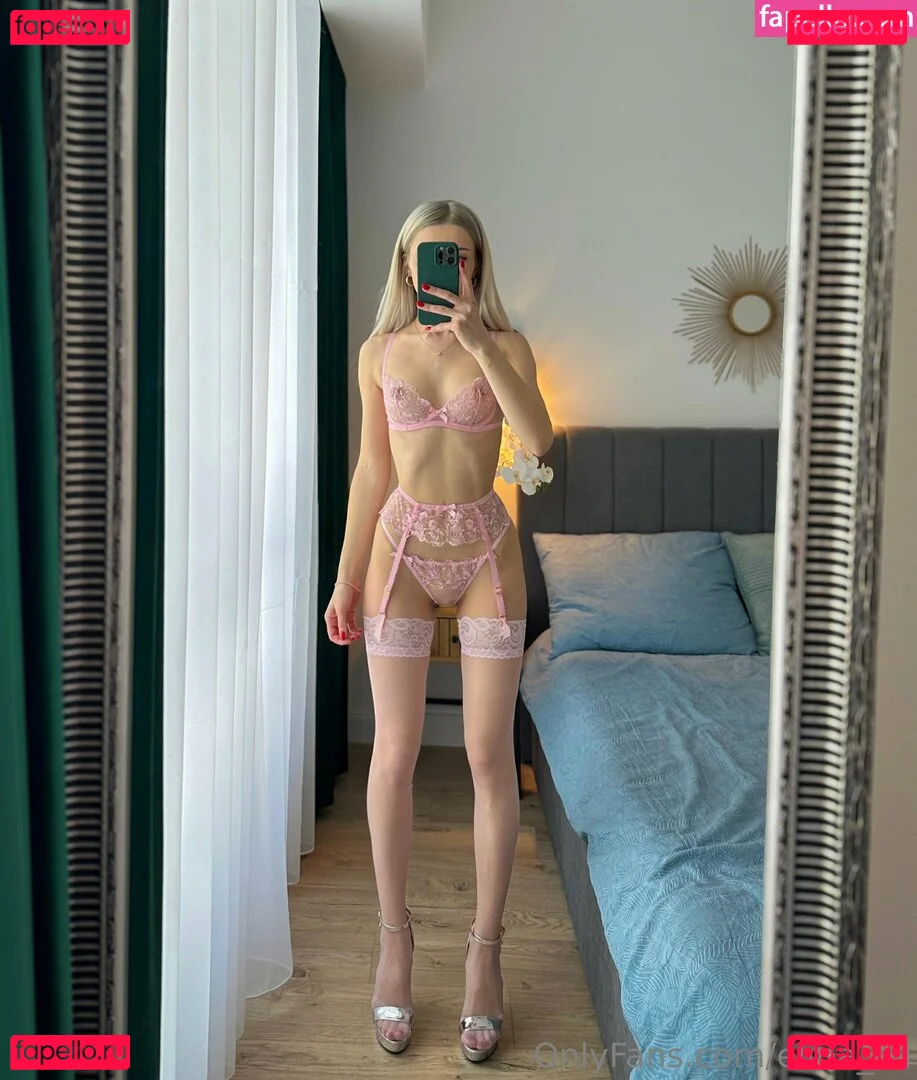 Bee.elina Onlyfans Photo Gallery 