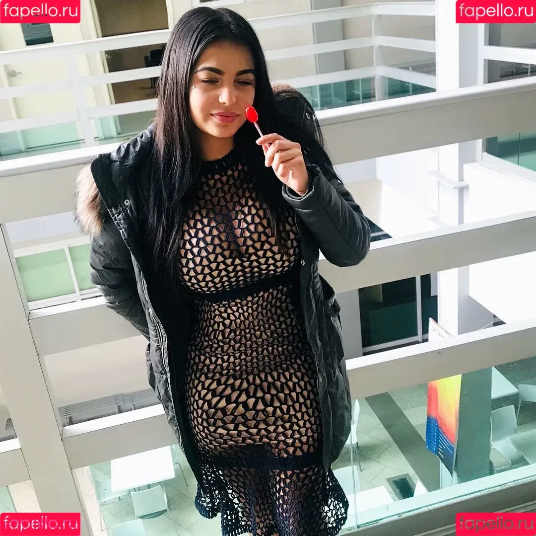 Areeli Ferrer Onlyfans Photo Gallery 