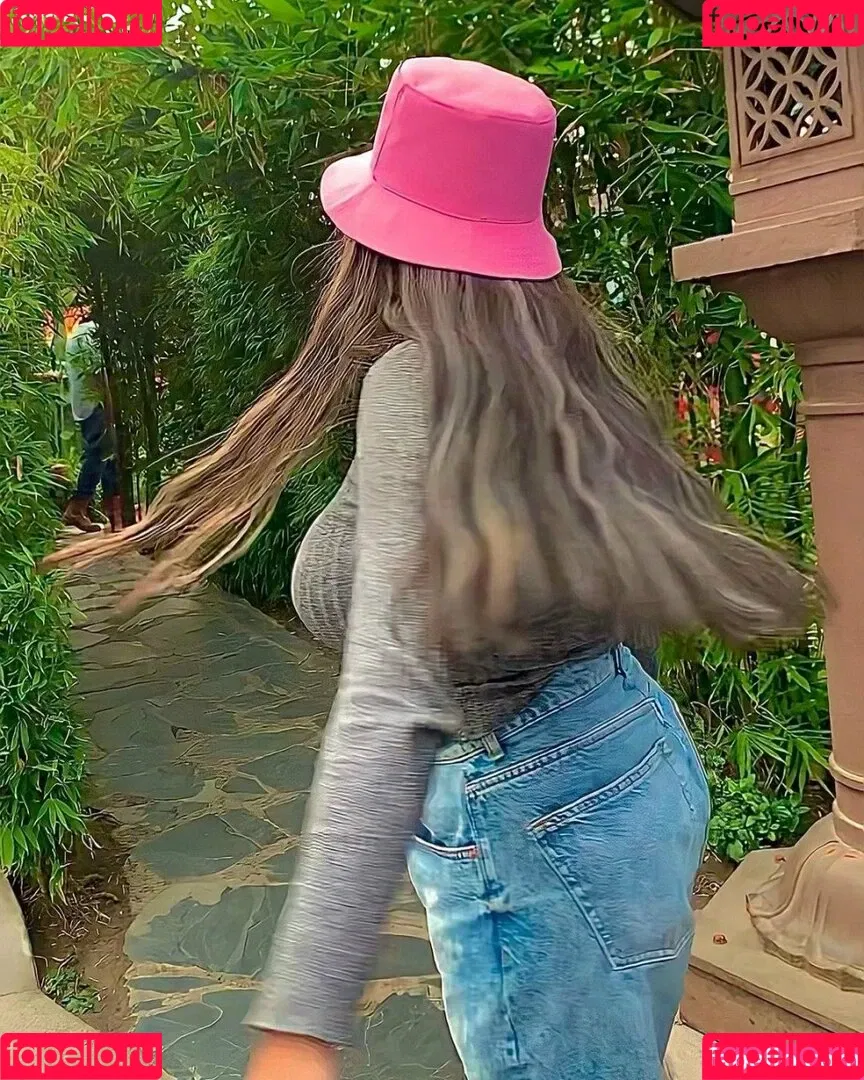 Areeli Ferrer Onlyfans Photo Gallery 