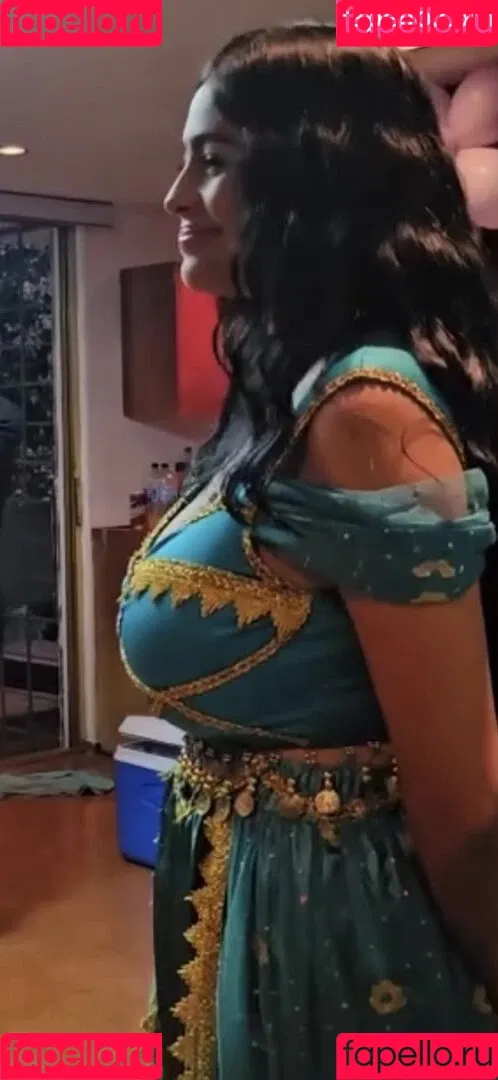 Areeli Ferrer Onlyfans Photo Gallery 