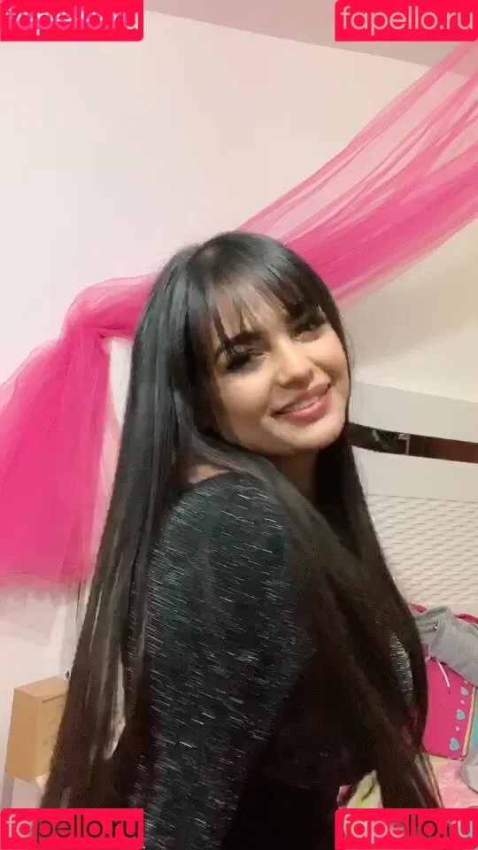 Areeli Ferrer Onlyfans Photo Gallery 