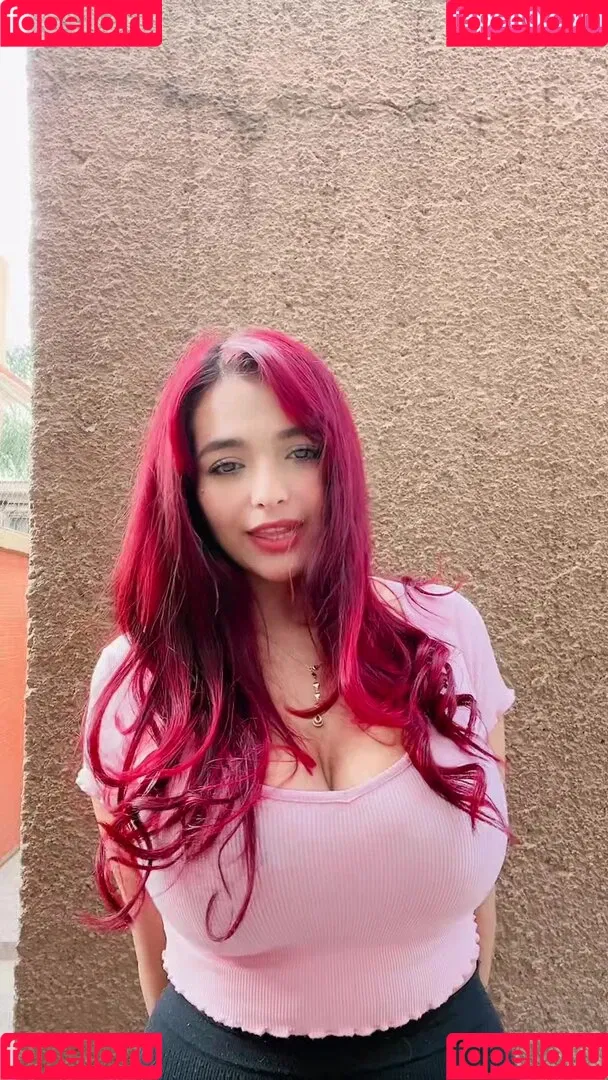 Areeli Ferrer Onlyfans Photo Gallery 