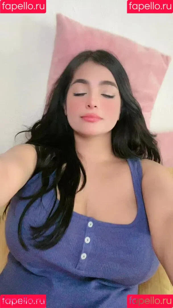 Areeli Ferrer Onlyfans Photo Gallery 