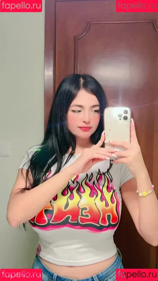 Areeli Ferrer Onlyfans Photo Gallery 