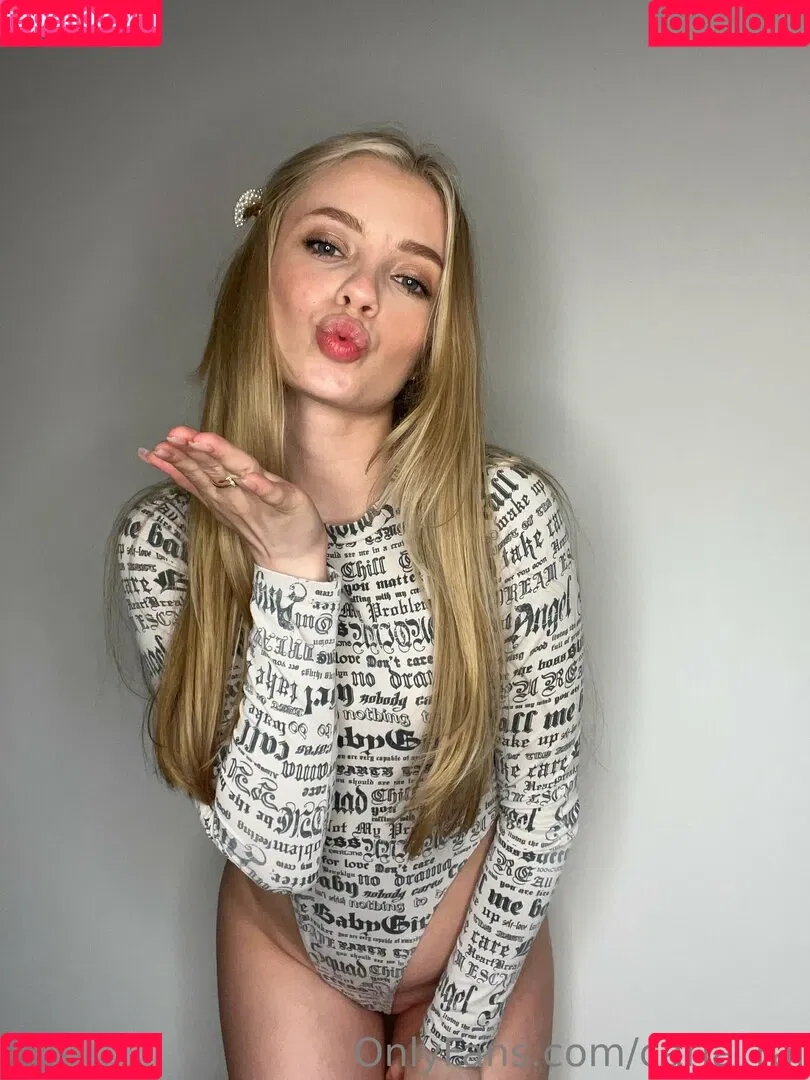 carla_rai Onlyfans Photo Gallery 