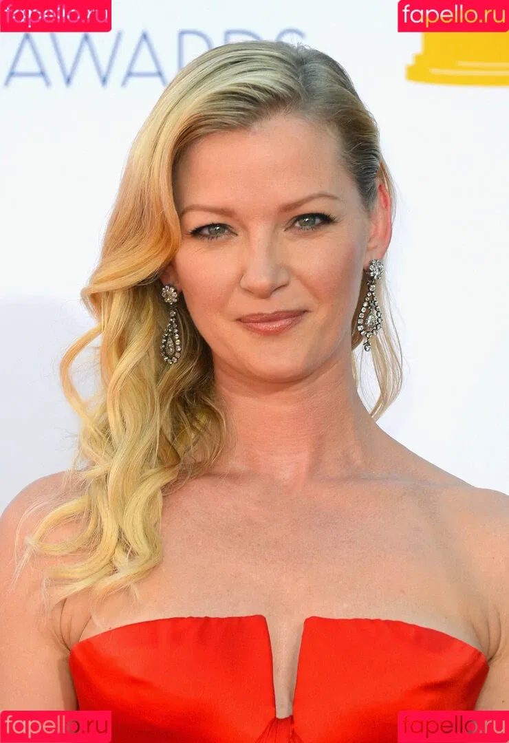 Gretchen Mol Onlyfans Photo Gallery 