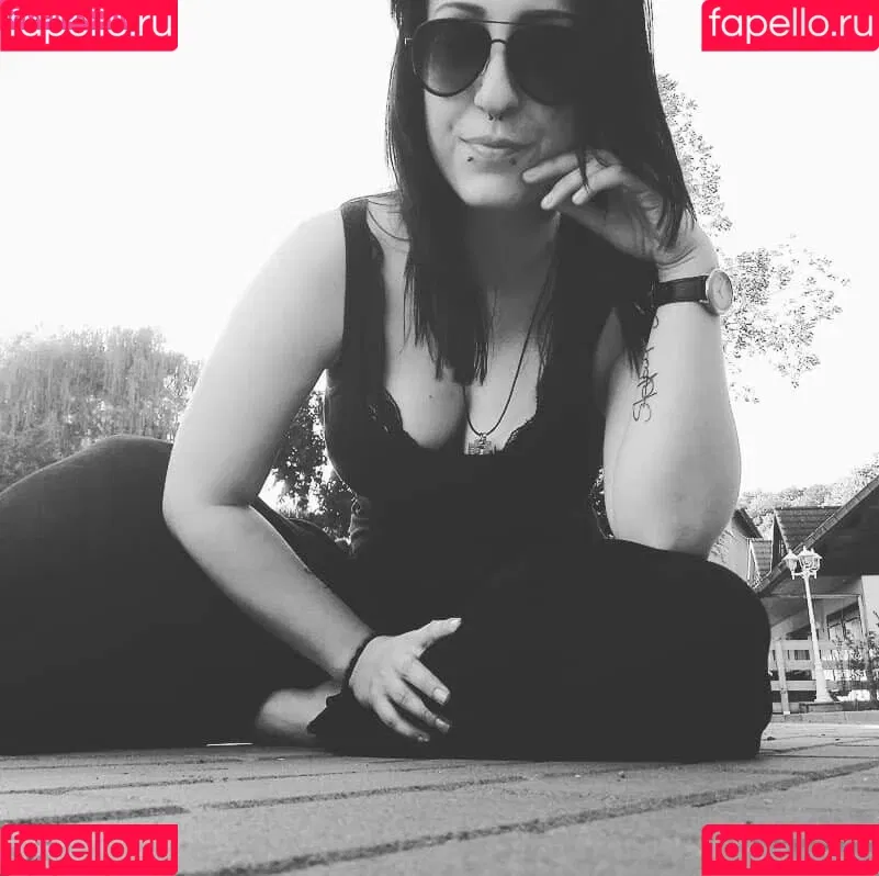 Skelli Onlyfans Photo Gallery 
