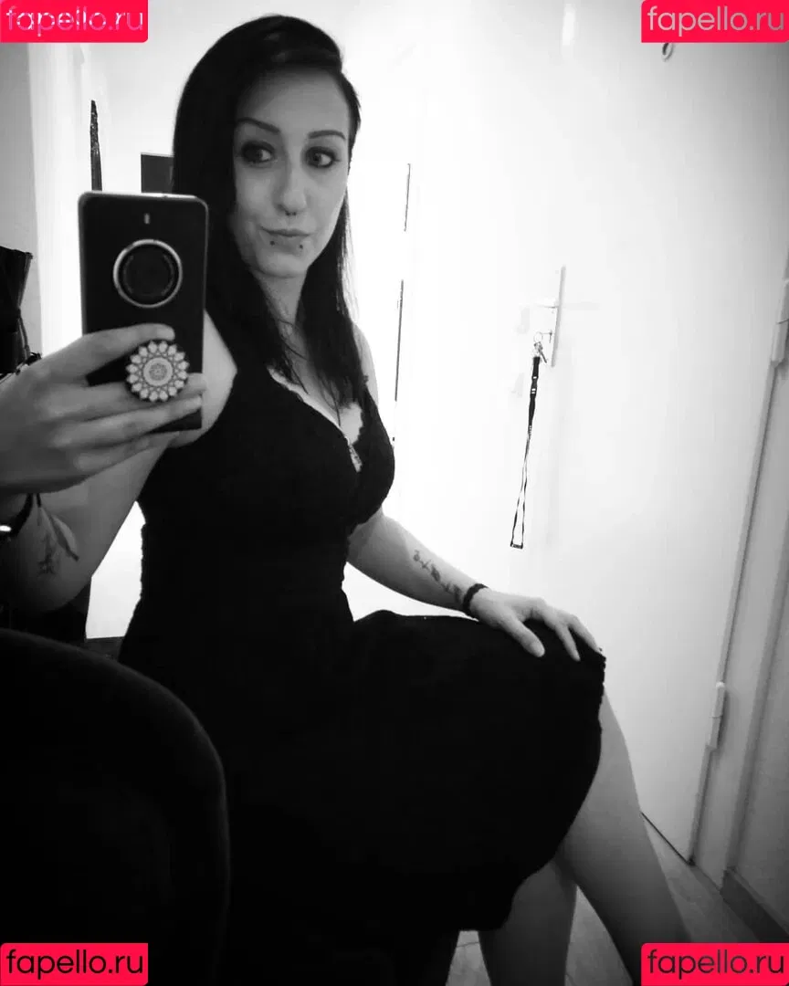 Skelli Onlyfans Photo Gallery 