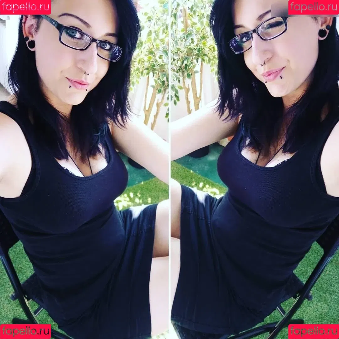 Skelli Onlyfans Photo Gallery 