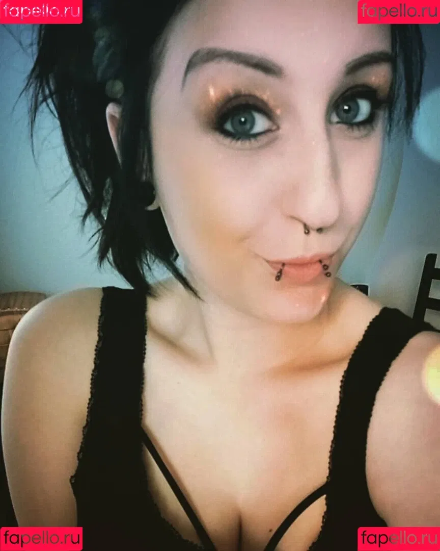 Skelli Onlyfans Photo Gallery 