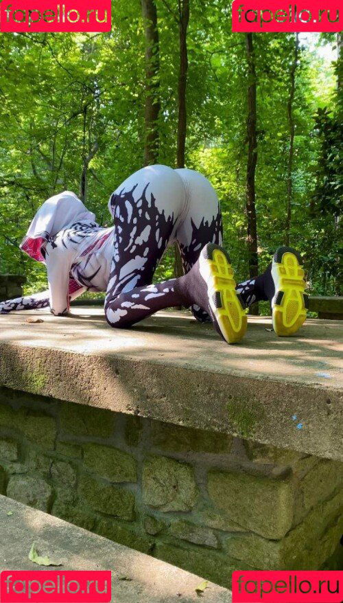 realmilesandgwen Onlyfans Photo Gallery 