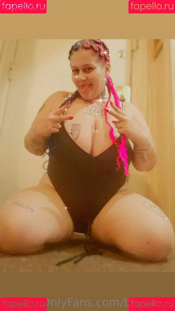 bluulight Onlyfans Photo Gallery 