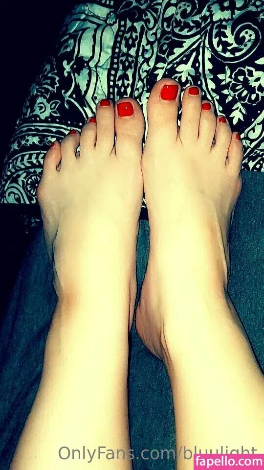 bluulight Onlyfans Photo Gallery 