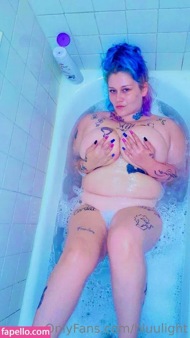 bluulight Onlyfans Photo Gallery 