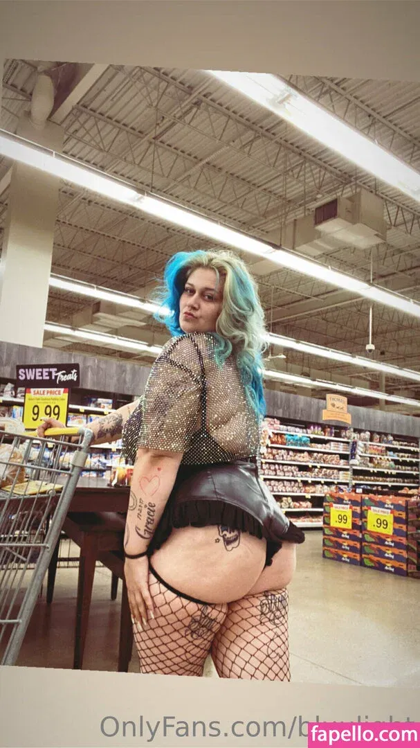 bluulight Onlyfans Photo Gallery 