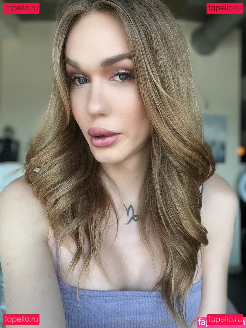 xcrystalthayerx Onlyfans Photo Gallery 