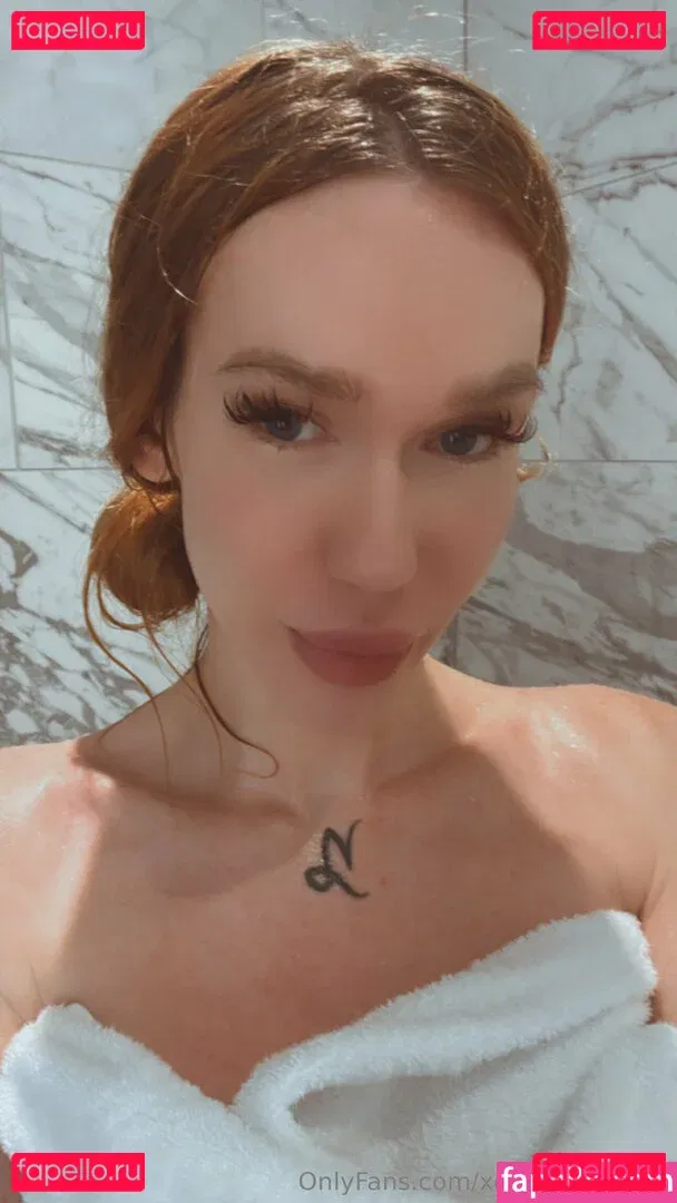 xcrystalthayerx Onlyfans Photo Gallery 