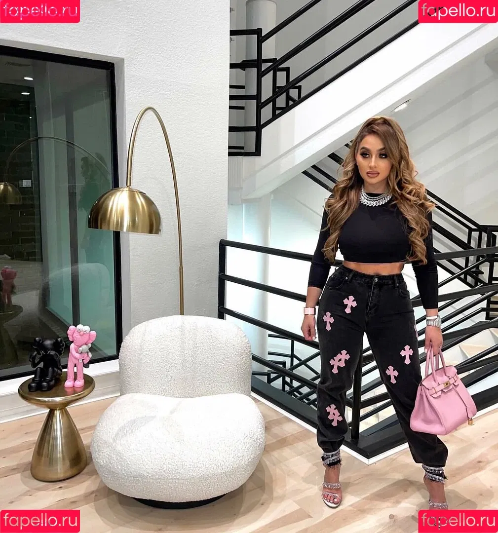 Jojo Onlyfans Photo Gallery 