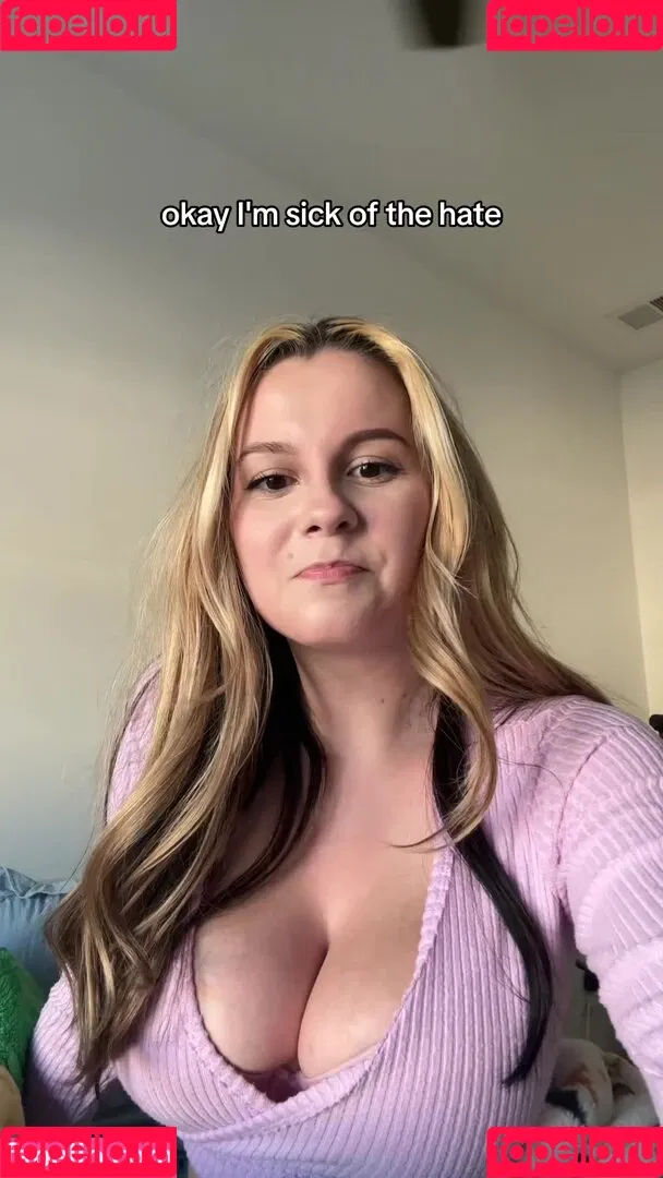 Aniela Verbin Onlyfans Photo Gallery 