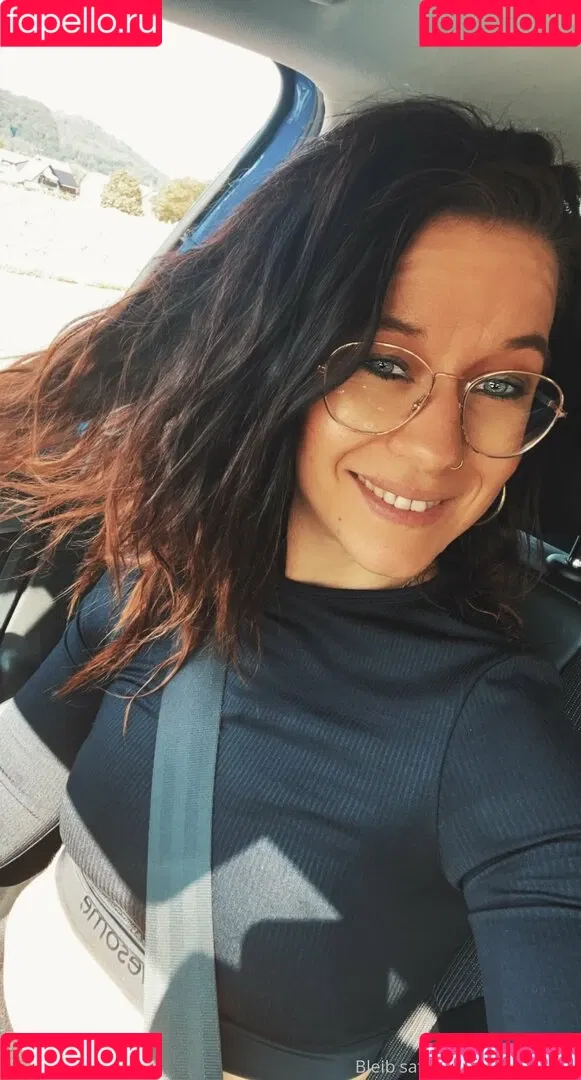 ma.belle Onlyfans Photo Gallery 