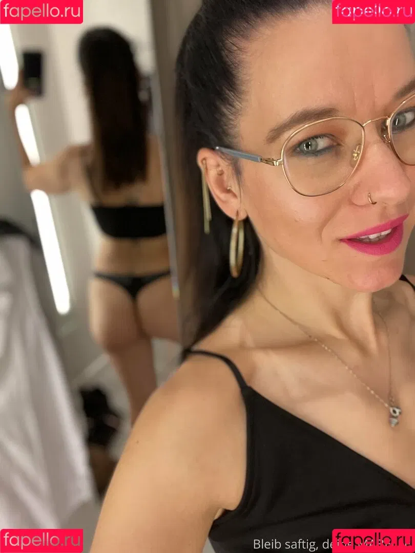 ma.belle Onlyfans Photo Gallery 