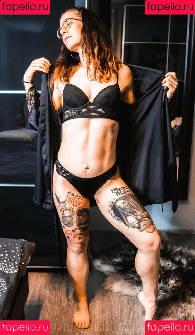 ma.belle Onlyfans Photo Gallery 