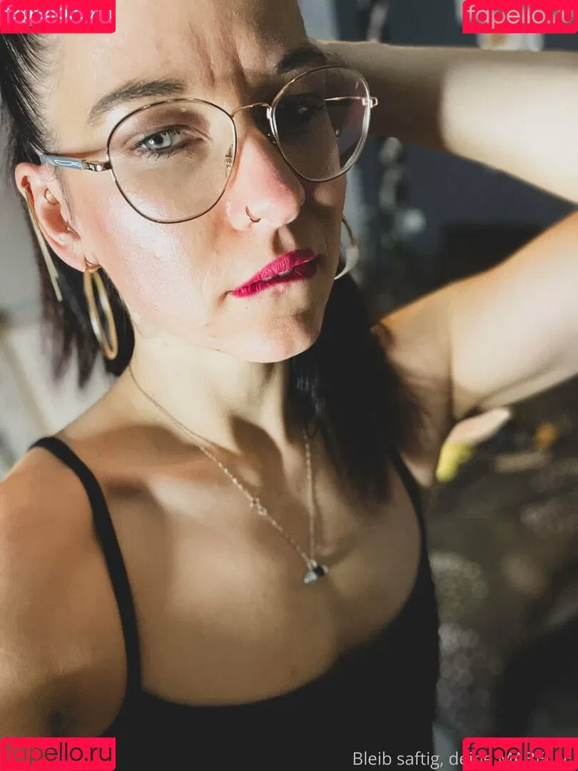 ma.belle Onlyfans Photo Gallery 
