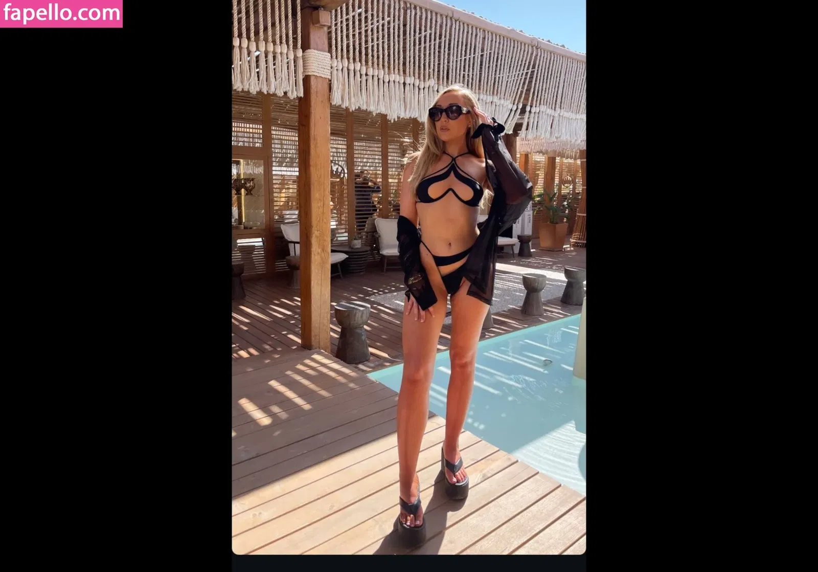 Stephanie Affleck Onlyfans Photo Gallery 