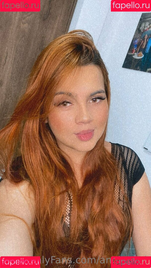 angiem10 Onlyfans Photo Gallery 