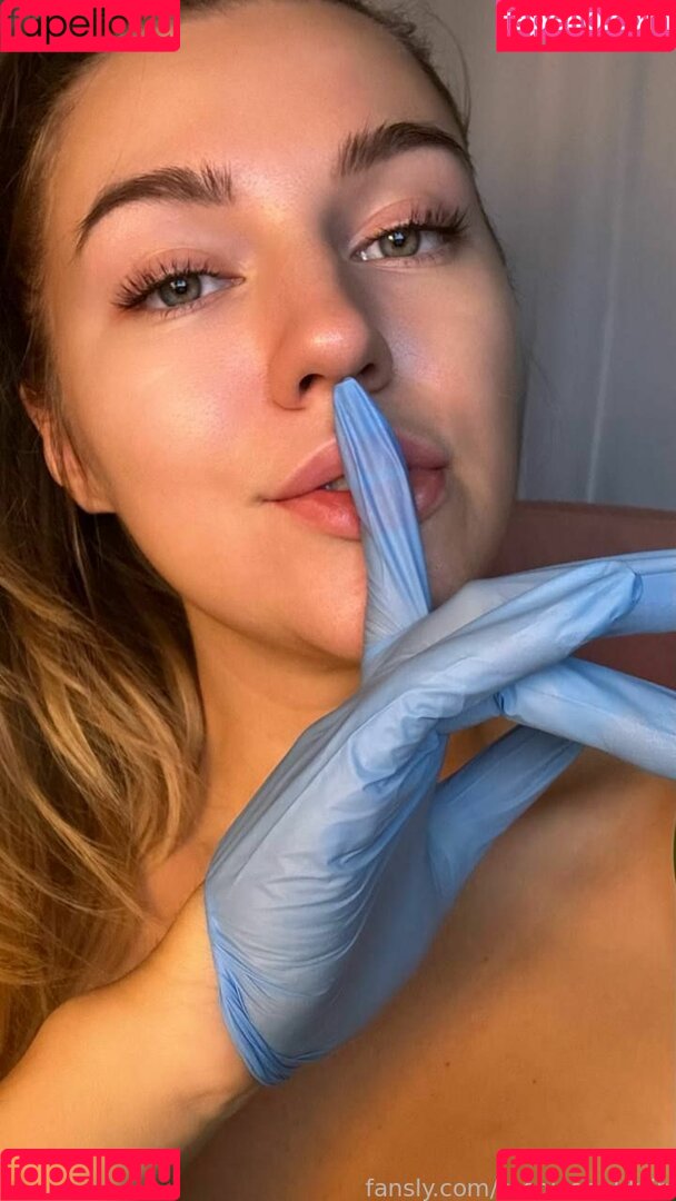 monicabalduin Onlyfans Photo Gallery 