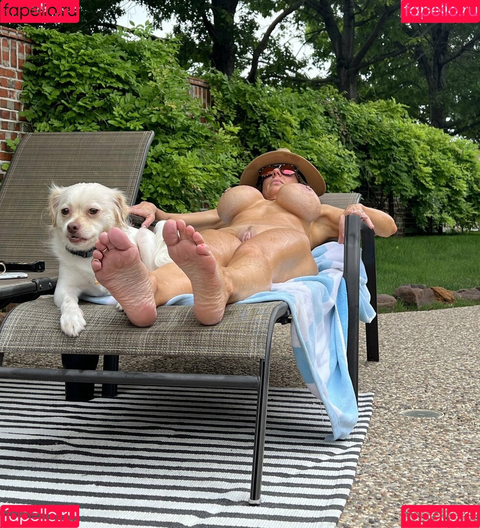 Stacystrings Onlyfans Photo Gallery 