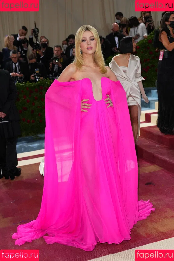 Nicola Peltz Onlyfans Photo Gallery 