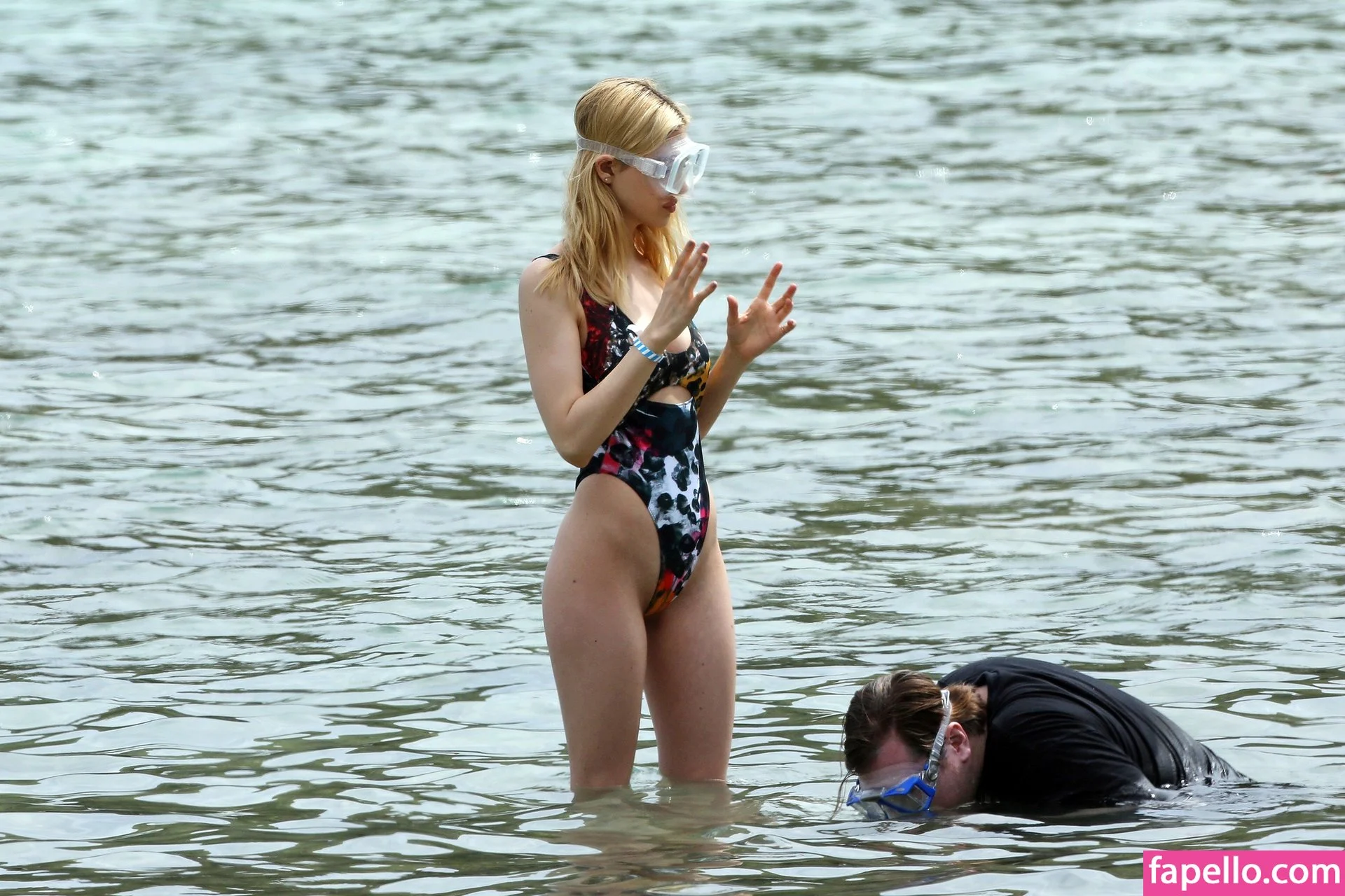 Nicola Peltz Onlyfans Photo Gallery 