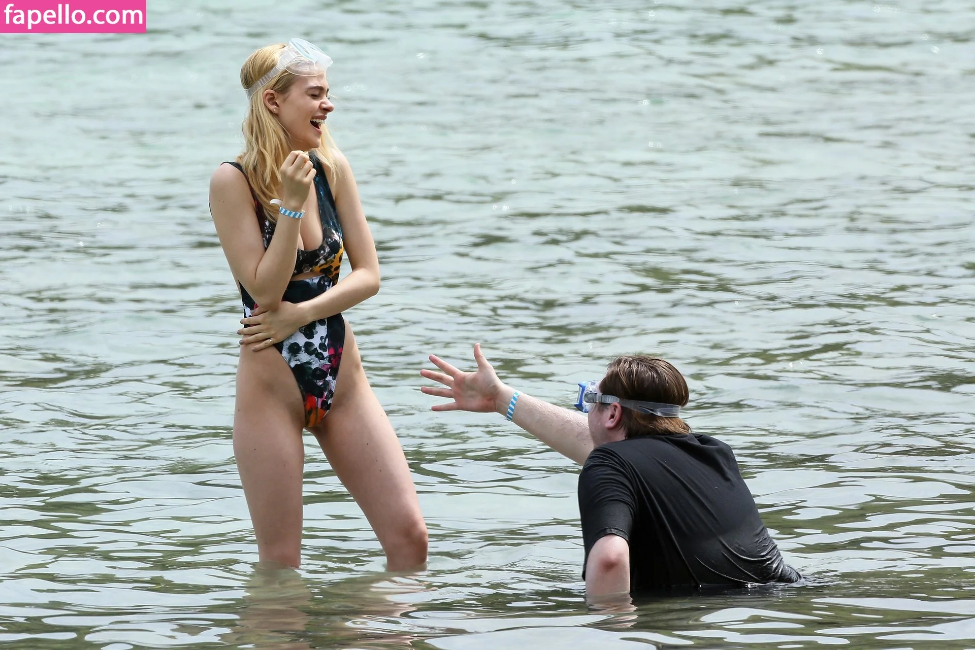 Nicola Peltz Onlyfans Photo Gallery 