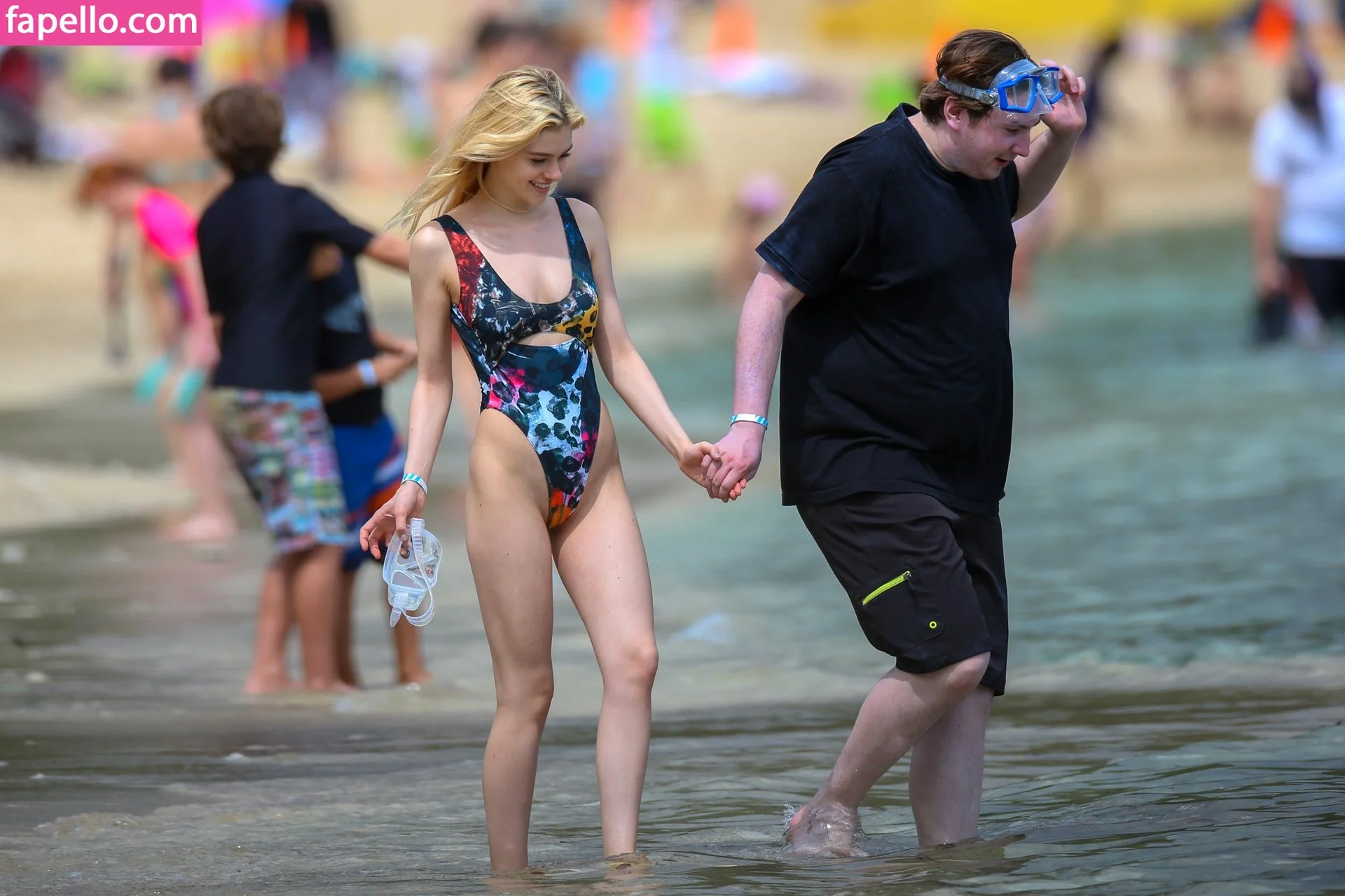 Nicola Peltz Onlyfans Photo Gallery 