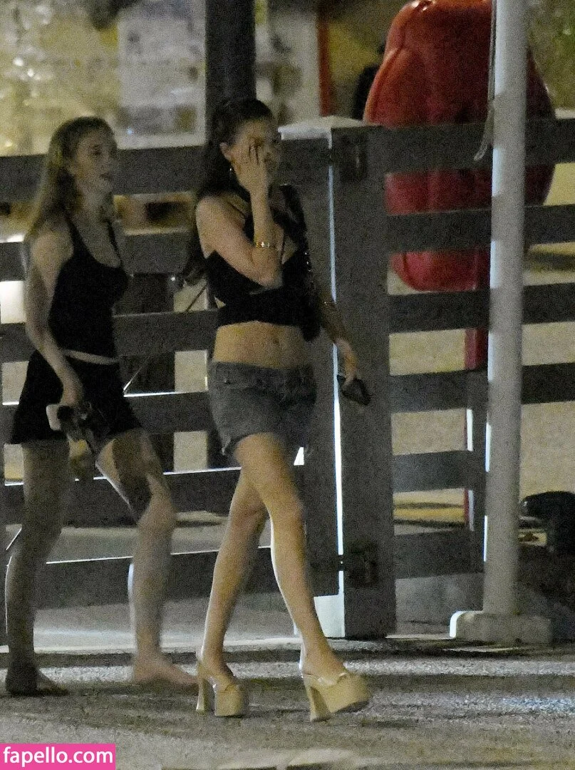 Nicola Peltz Onlyfans Photo Gallery 