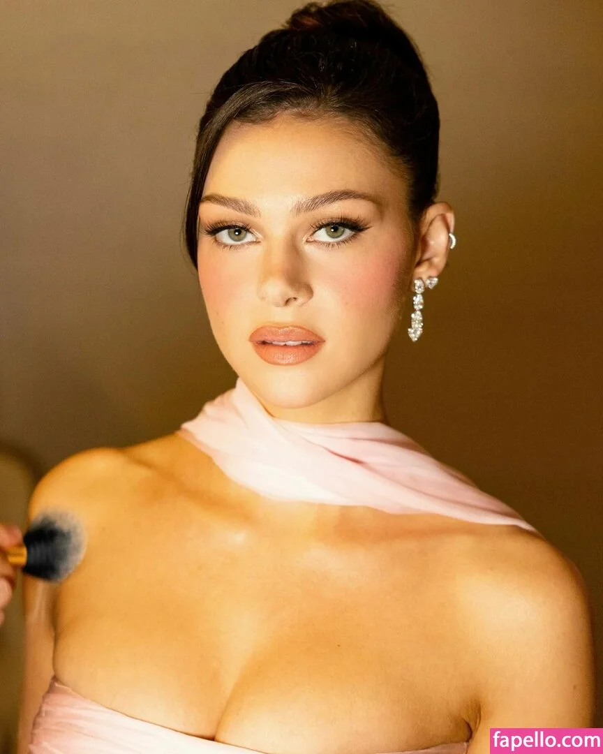 Nicola Peltz Onlyfans Photo Gallery 