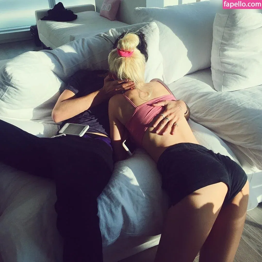 Nicola Peltz Onlyfans Photo Gallery 