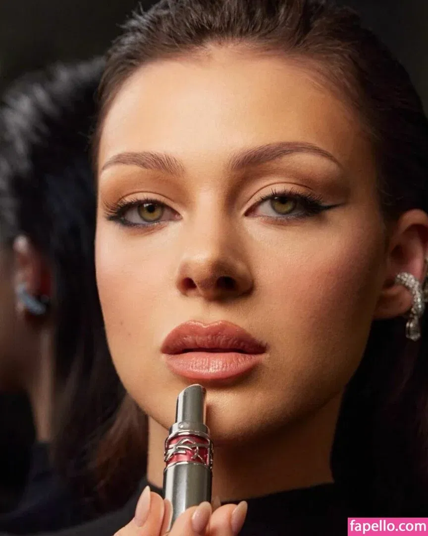 Nicola Peltz Onlyfans Photo Gallery 