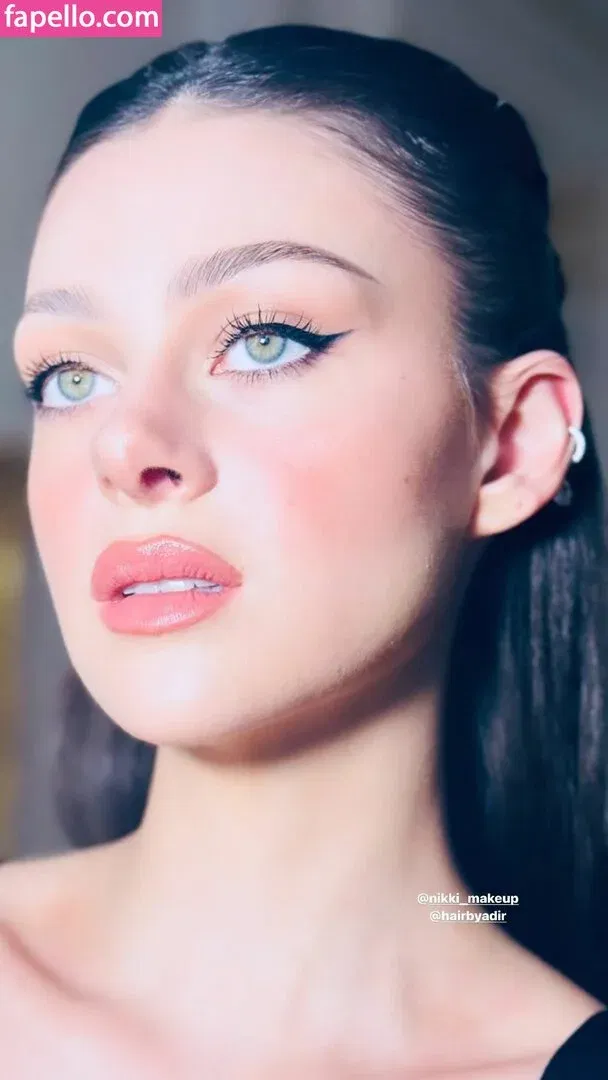 Nicola Peltz Onlyfans Photo Gallery 