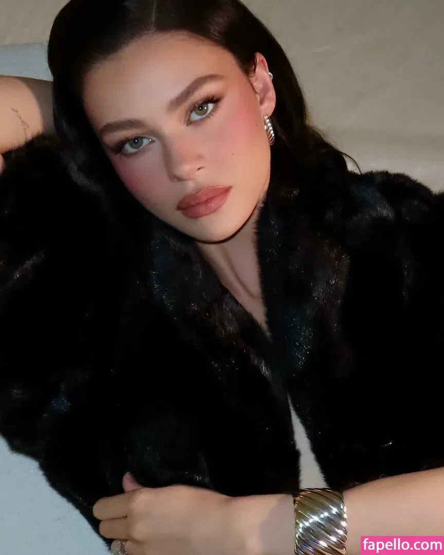 Nicola Peltz Onlyfans Photo Gallery 