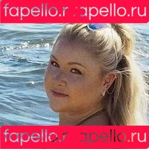 Sophia Thiel Onlyfans Photo Gallery 