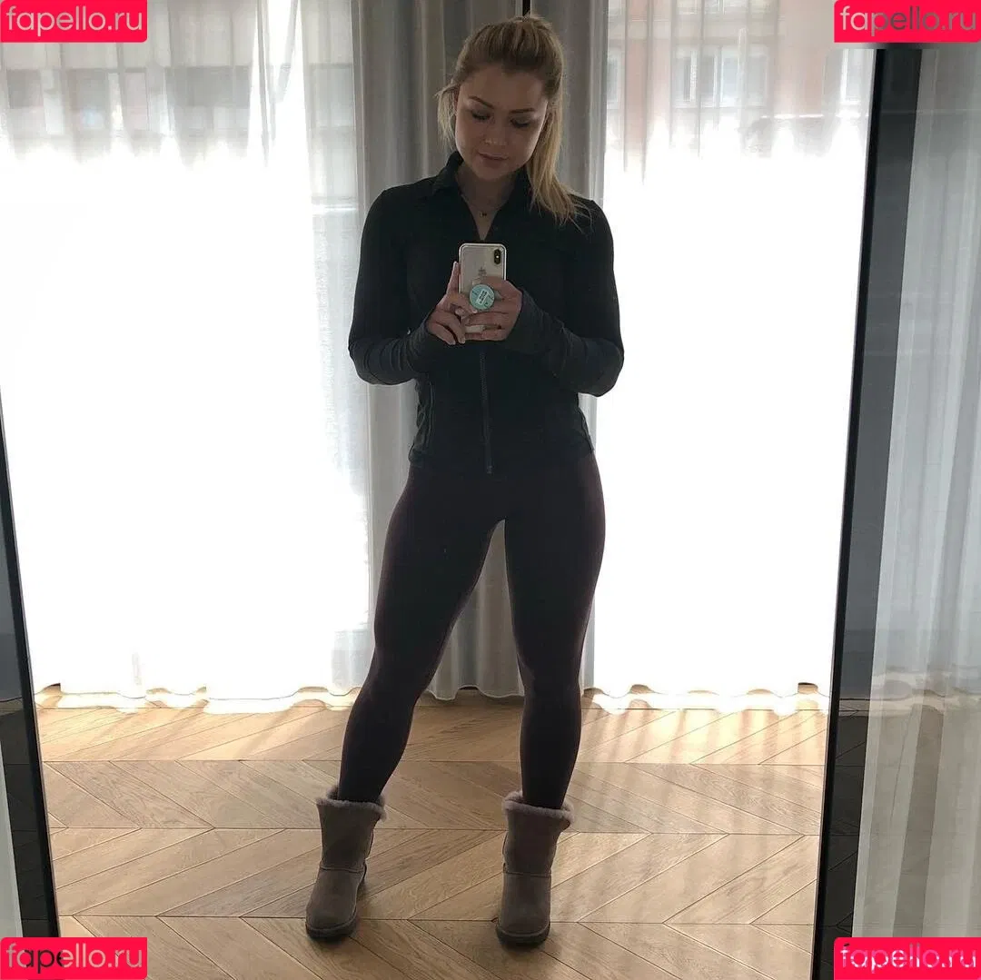 Sophia Thiel Onlyfans Photo Gallery 