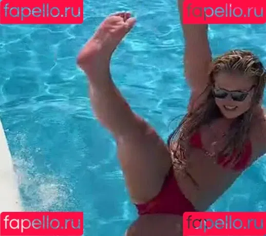 Sophia Thiel Onlyfans Photo Gallery 