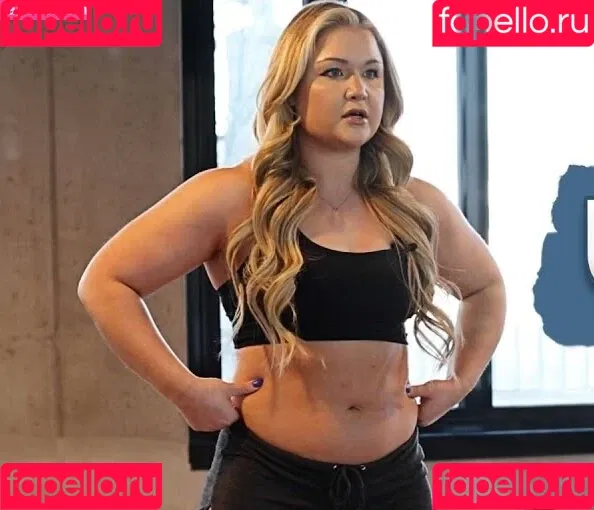 Sophia Thiel Onlyfans Photo Gallery 