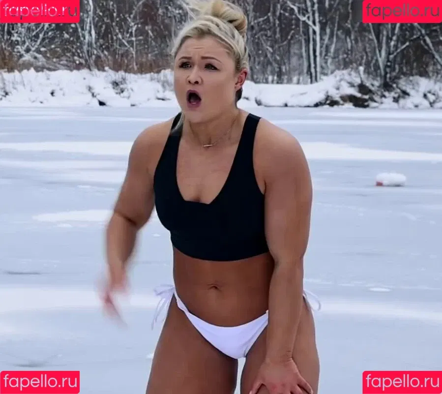 Sophia Thiel Onlyfans Photo Gallery 