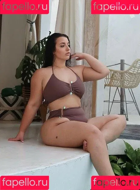 Tiana Sala Onlyfans Photo Gallery 