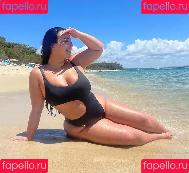 Tiana Sala Onlyfans Photo Gallery 