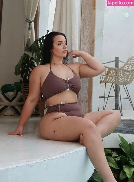 Tiana Sala Onlyfans Photo Gallery 